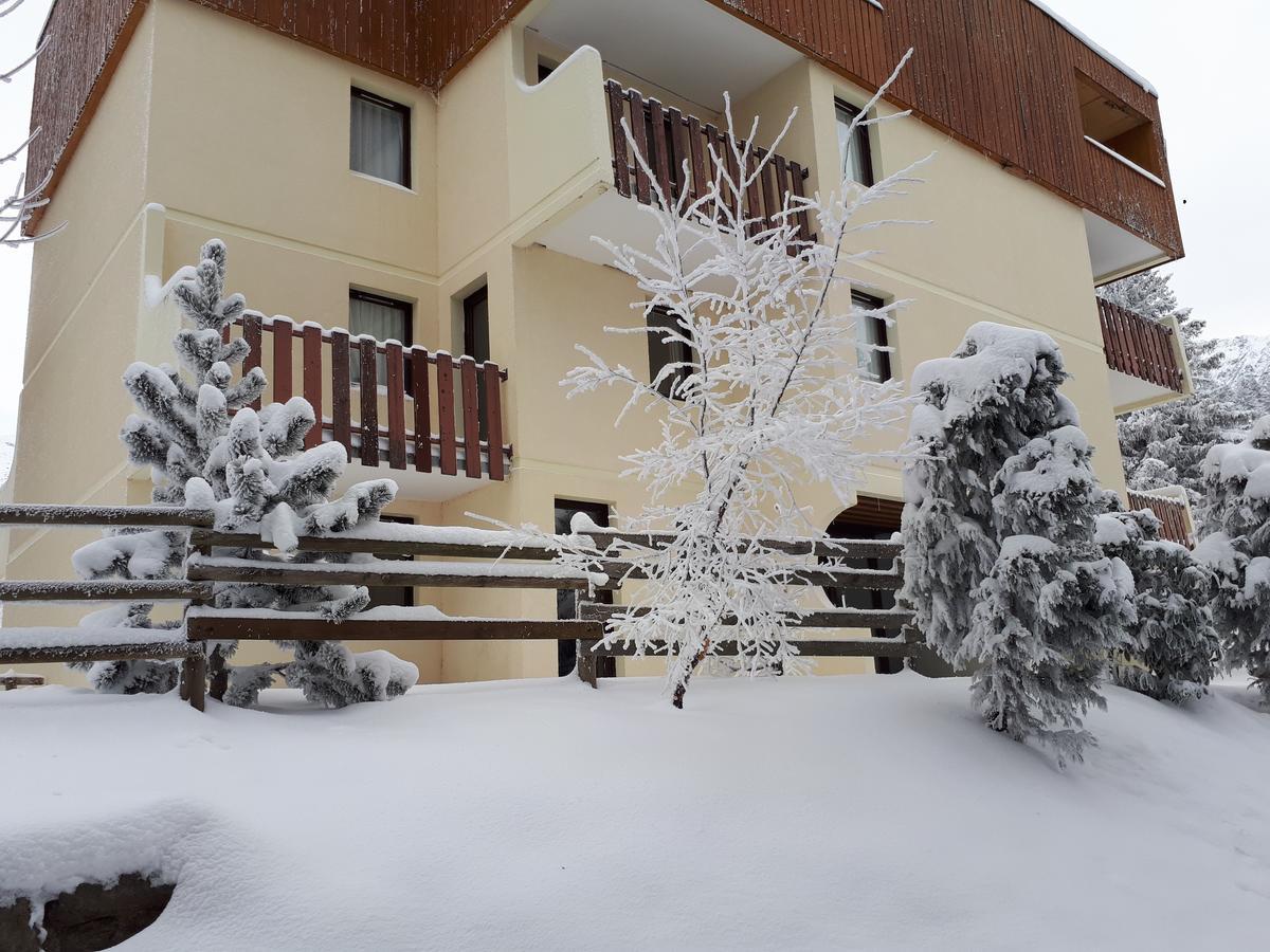 Hotel Vvf Les 7 Laux Massif De Belledonne Prapoutel Exterior foto